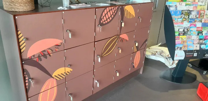 Adhésif personnalisé professionnel n°2